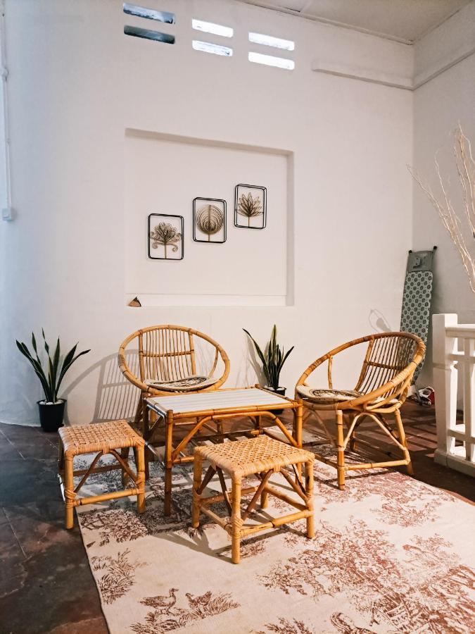 111 Hutton Lane Hostel 조지타운 외부 사진