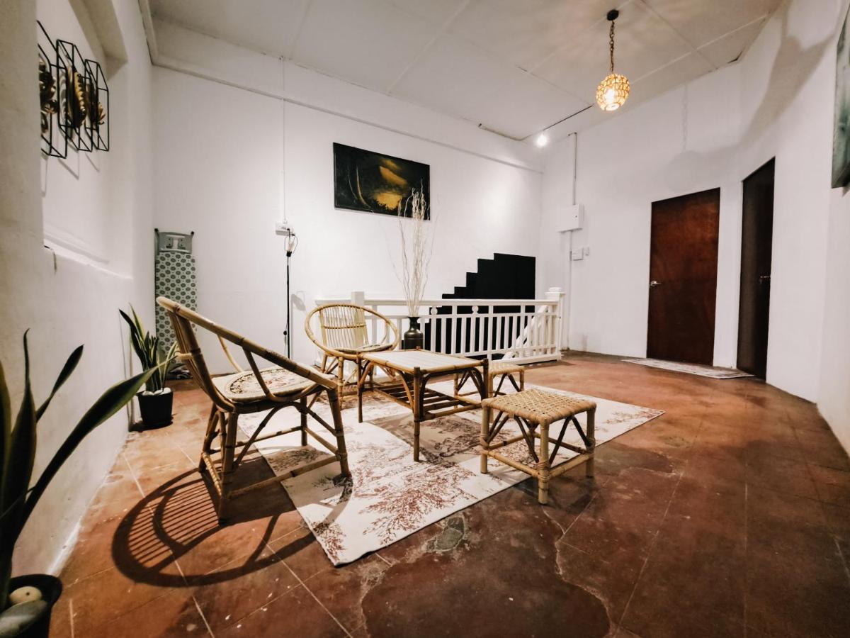 111 Hutton Lane Hostel 조지타운 외부 사진