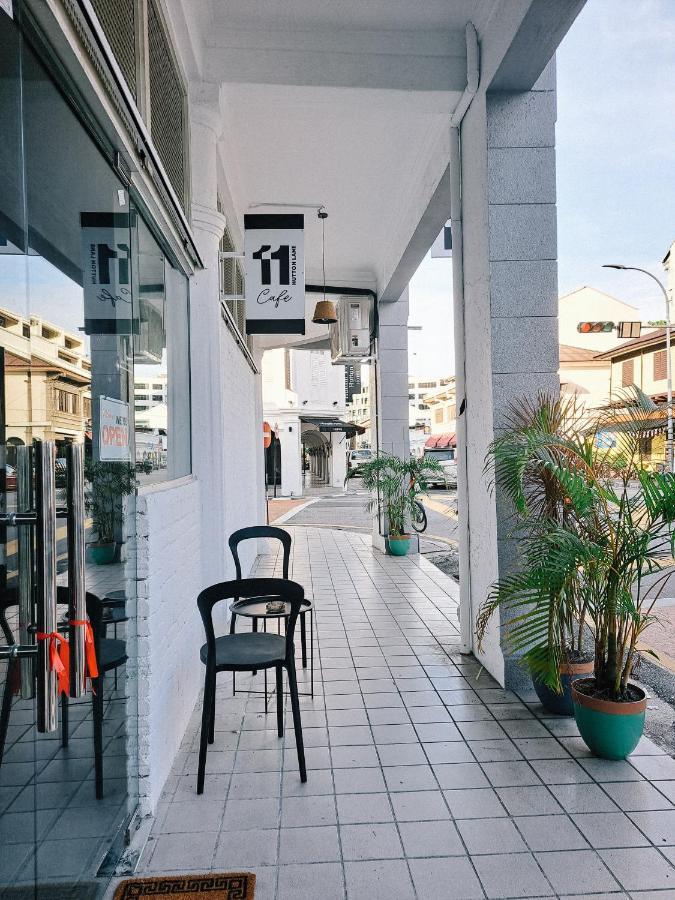 111 Hutton Lane Hostel 조지타운 외부 사진